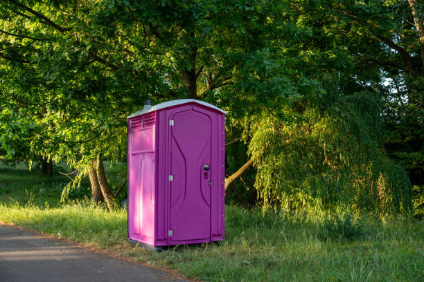Best Portable toilet rental cost  in Highland, IN